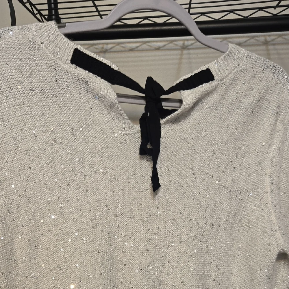 a.n.a White Sequin Knit Sweater Bow Detail In Back - Picture 4 of 4